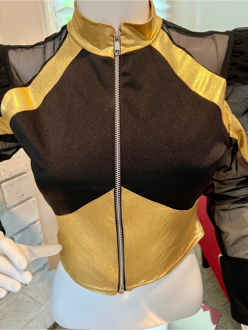 Kelle K7T6 Black & Gold Dance Performance Costume – Adult Medium